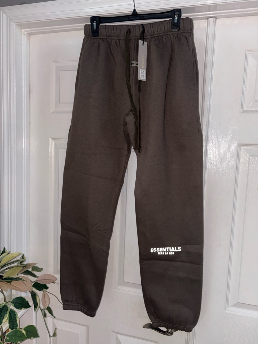ESSENTIALS Fear of God Brown/Gray Drawstring Jogger Pants